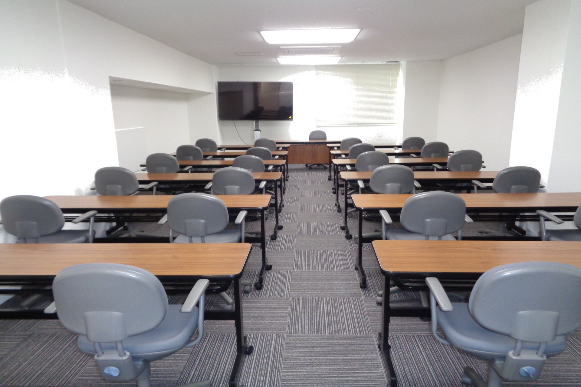 3F ミーティングルーム　小（小会議室）